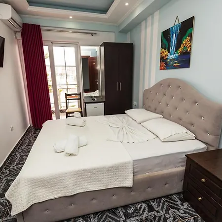 Hotell Hotel Joni Center 3*