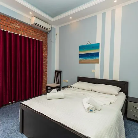 Hotel Joni Center Hotell 3*